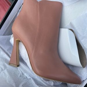 Two pairs of women shoes Brand new